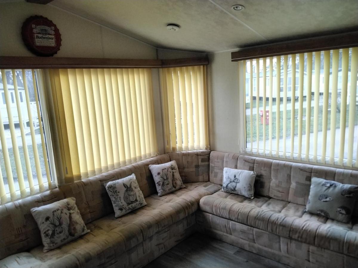 19 Laurel Close Highly Recommended 6 Berth Holiday Home With Hot Tub In Prime Location Tattershall Ngoại thất bức ảnh